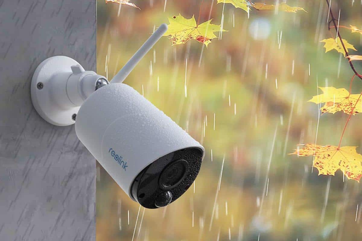 Reolink Argus Eco wire-free camera mounted outside in the rain